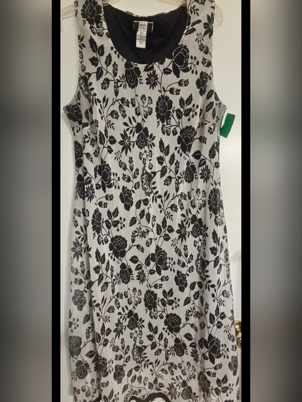 Studio 1940 Black and White Floral Sleeveless Dress